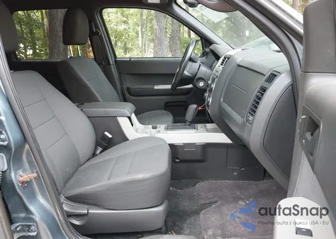 2012 Ford Escape Xlt z USA, uszkodzony, nr VIN 1FMCU9DG9CKC73956